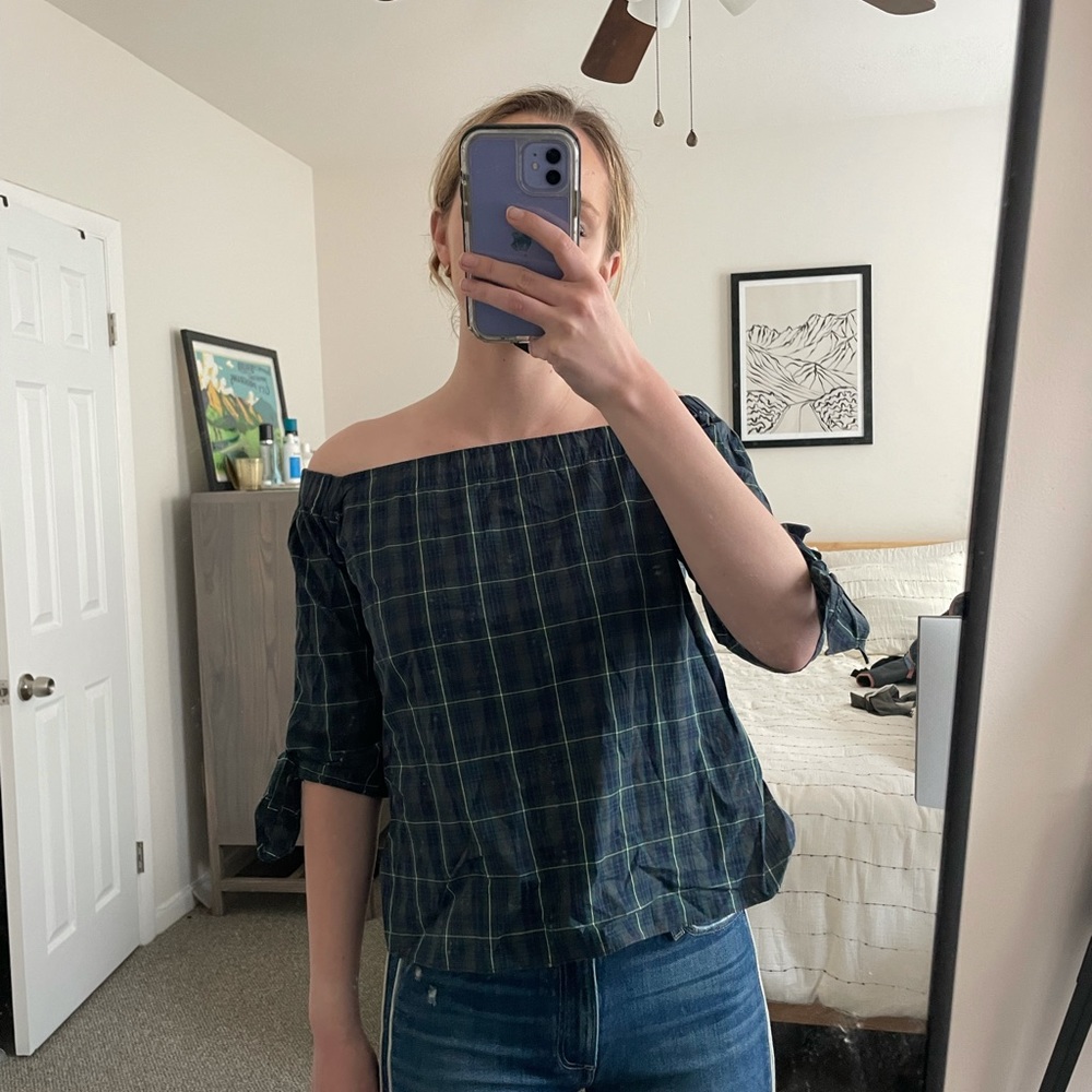 Excellent condition Bailey 44 off-the-shoulder plaid blouse.